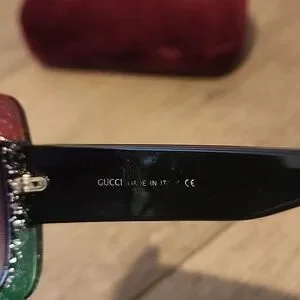 Gucci | Accessories | Gucci Redgreen Glitter Gg083s  display picture 1